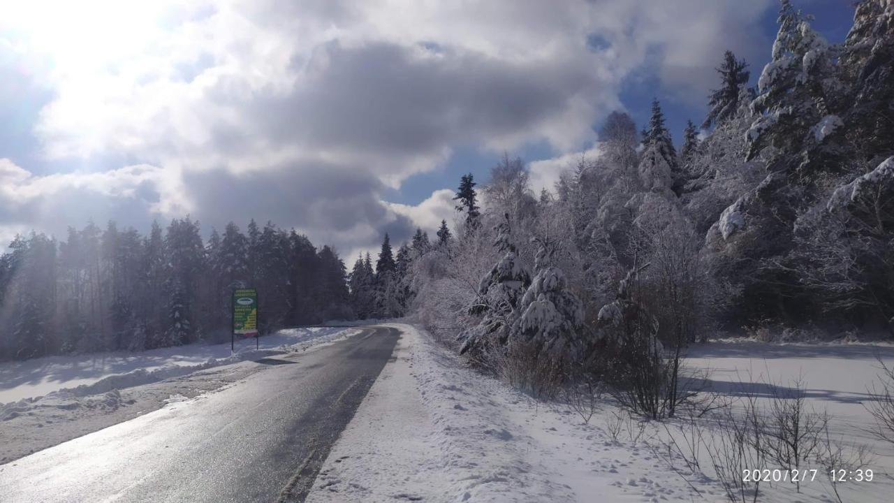 Agroturystyka Chata Za Wsia Uscie Gorlickie Exterior foto